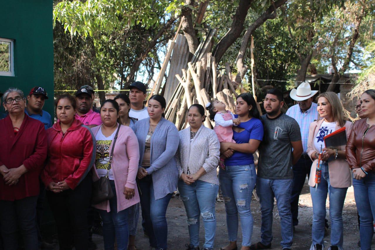 $!Gobierno de Culiacán entrega en la sindicatura de Abuya 26 acciones de vivienda