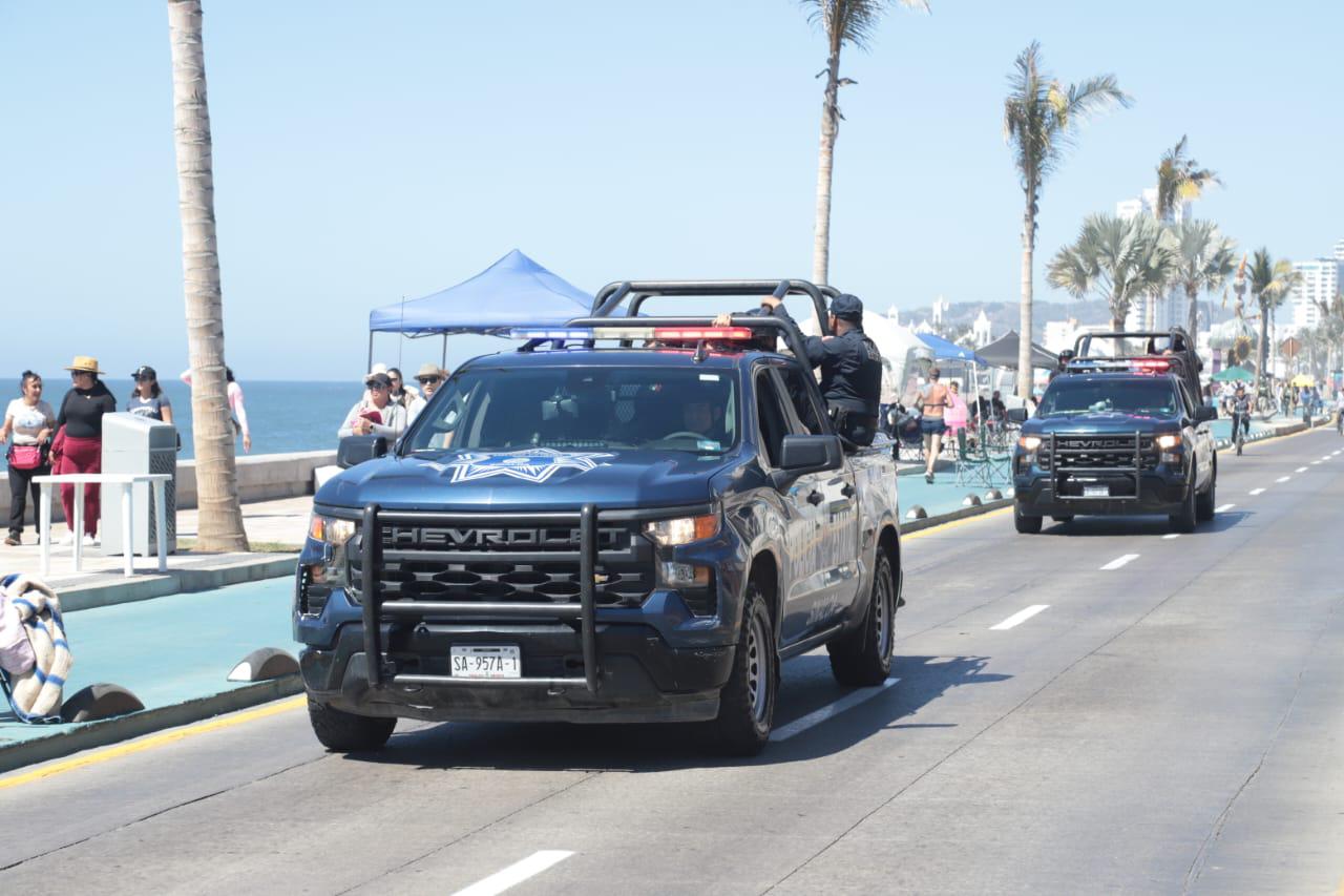 $!Realiza Alcaldesa de Mazatlán recorrido por ruta del desfile bajo fuerte operativo de seguridad