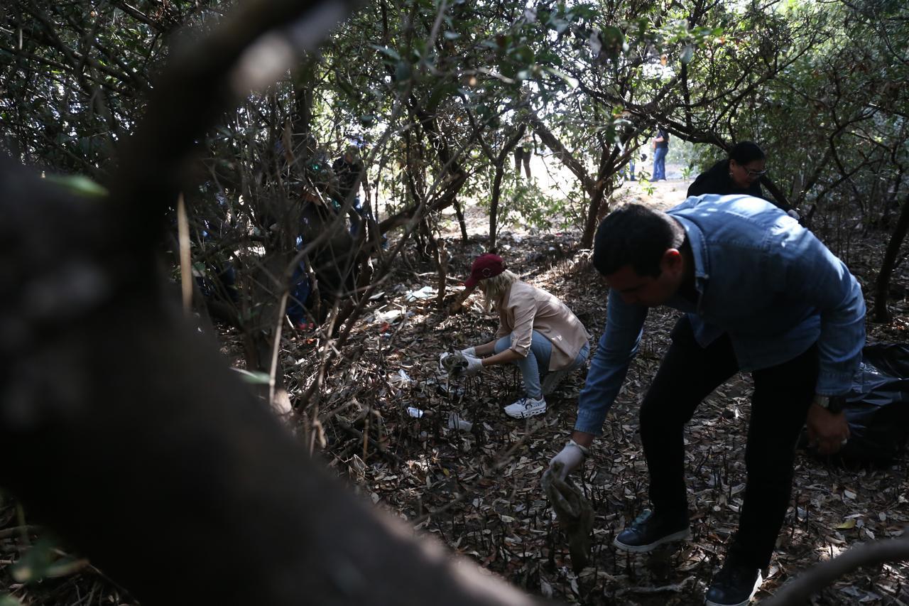$!De manera privada, el Gobierno de Mazatlán conmemora el Día Mundial de la Tierra
