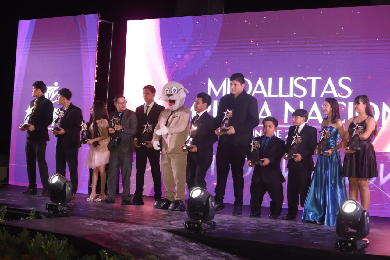 $!Jennifer Tirado y Sigi Cruz, ganadores del Premio Municipal del Deporte 2025 en Mazatlán