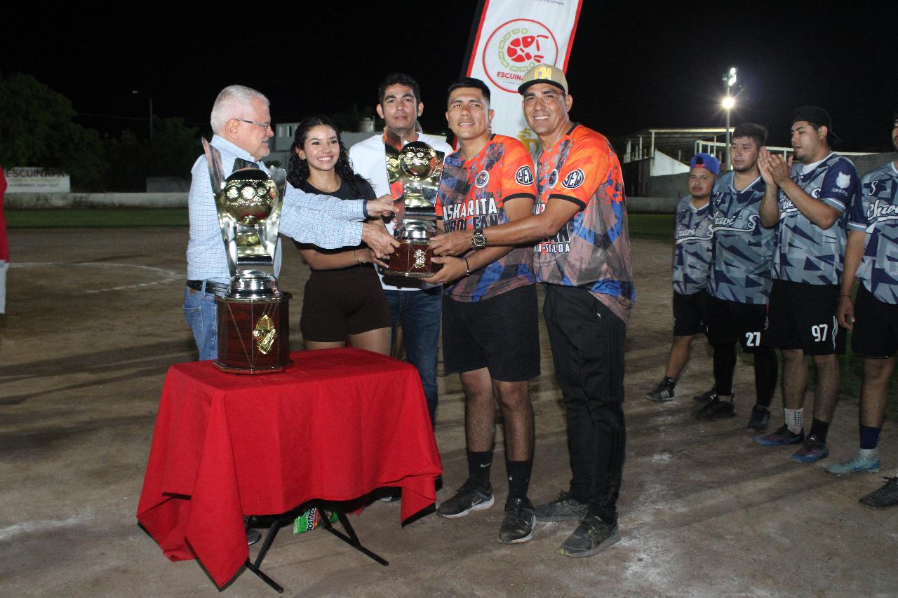 $!Team Chavis se corona en la final del Primer Torneo Varonil Libre de Futbeis en Escuinapa