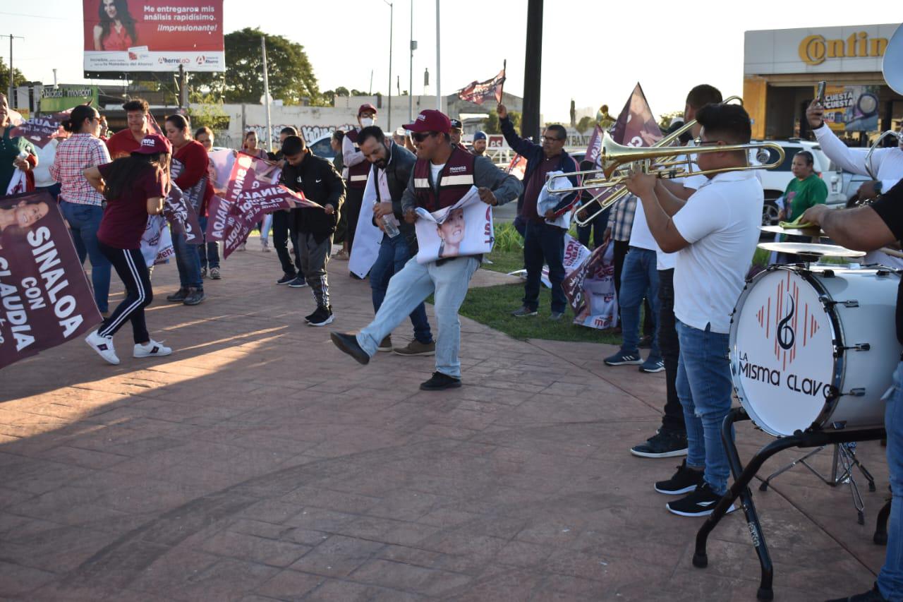 $!Simpatizantes de Morena se reúnen en Culiacán para apoyar cierre de precampaña de Claudia Sheinbaum