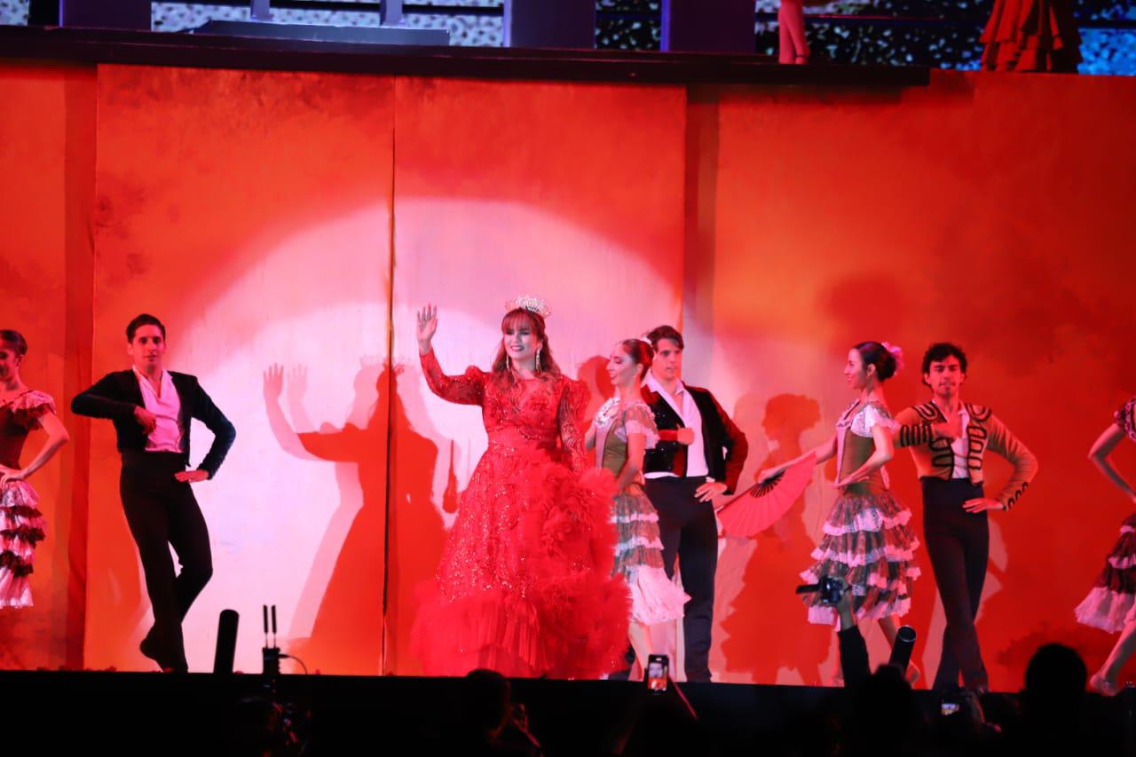 $!Tania I, Reina de los Juegos Florales de 1999 también recibe un homenaje por 25 años de reinado.