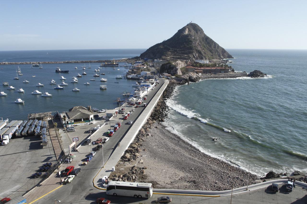 $!El turismo es una actividad productiva, no una cosa frívola: Santamaría