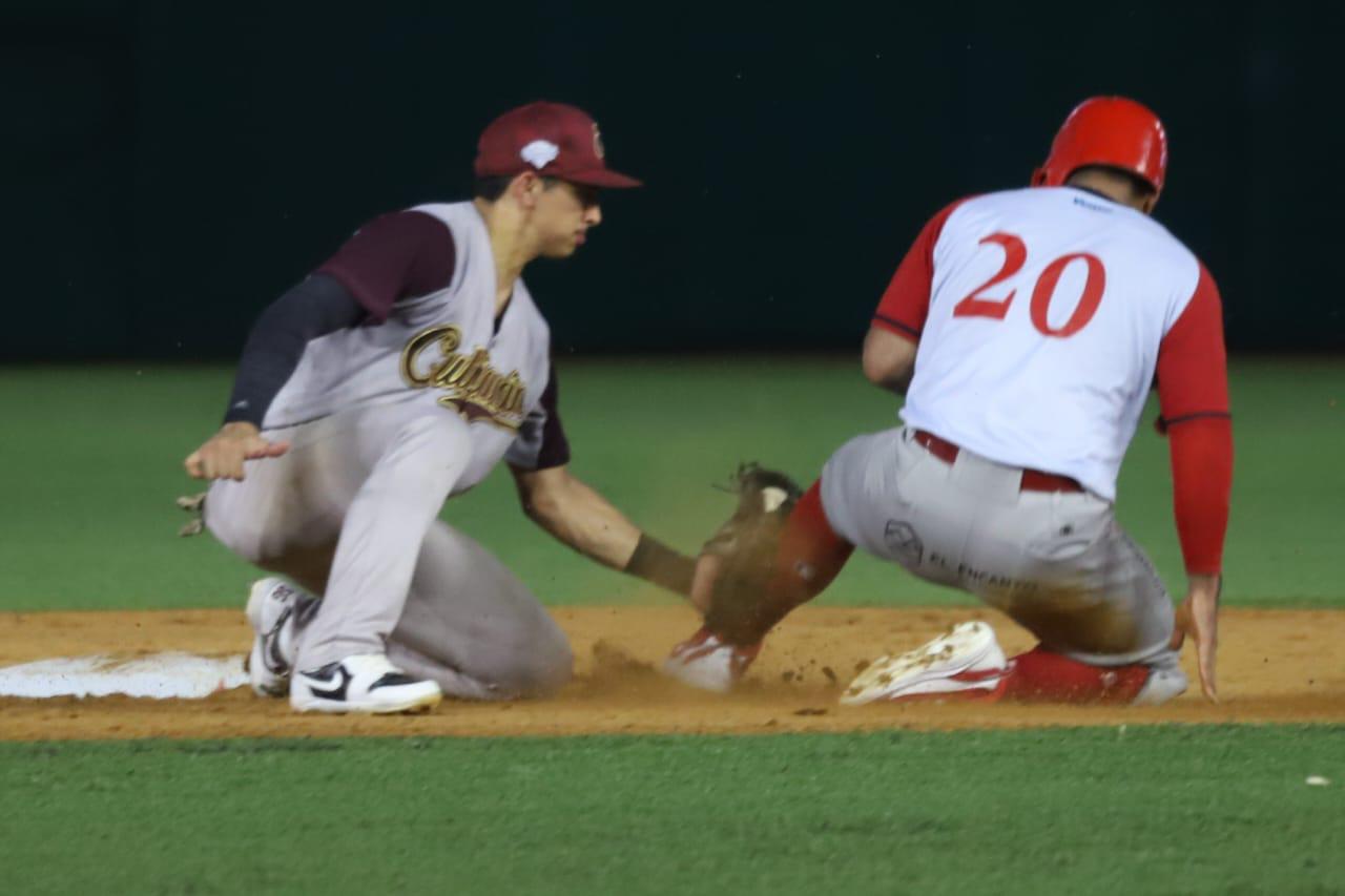 $!Venados y Tomateros dividen honores en juegos de pretemporada, en Mazatlán