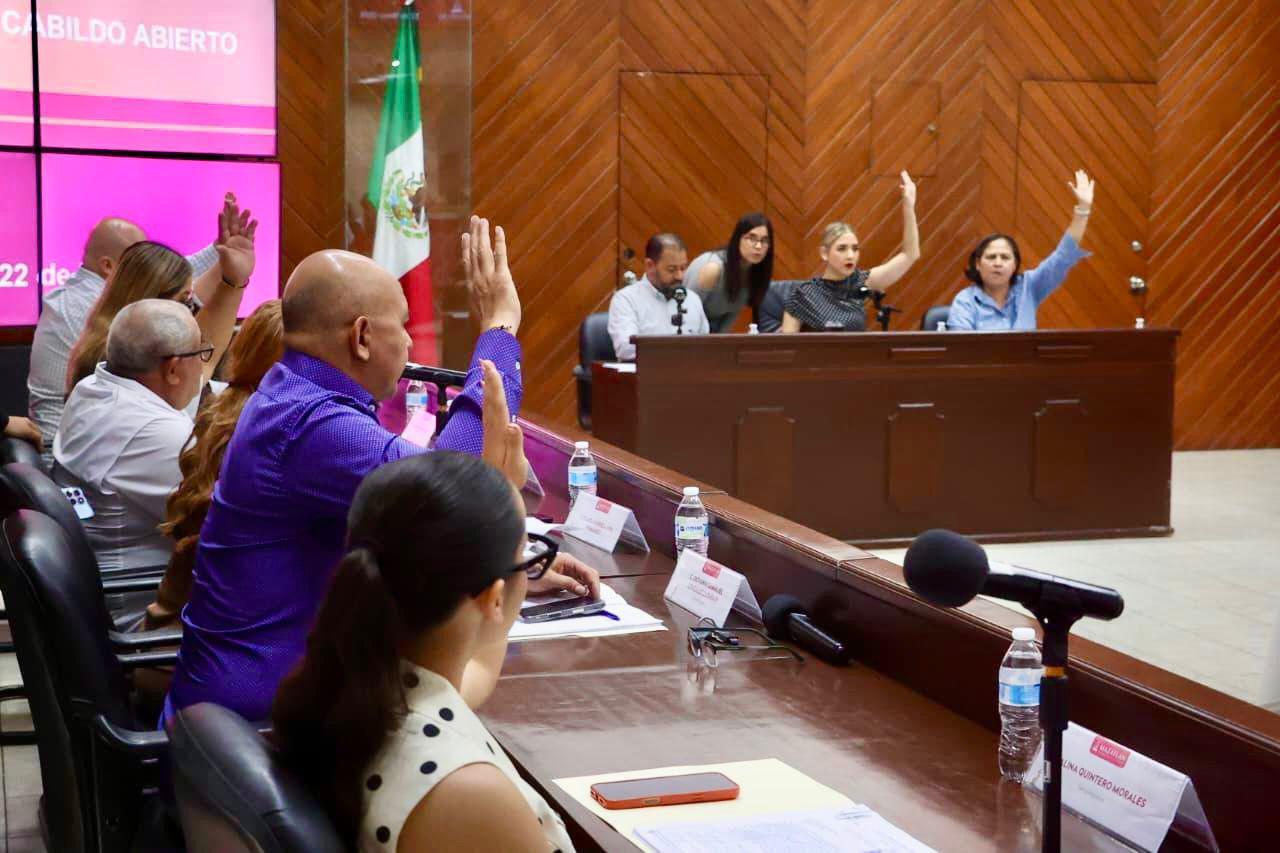 $!Exponen vecinos rezagos en servicios y obra pública durante Cabildo Abierto en Mazatlán