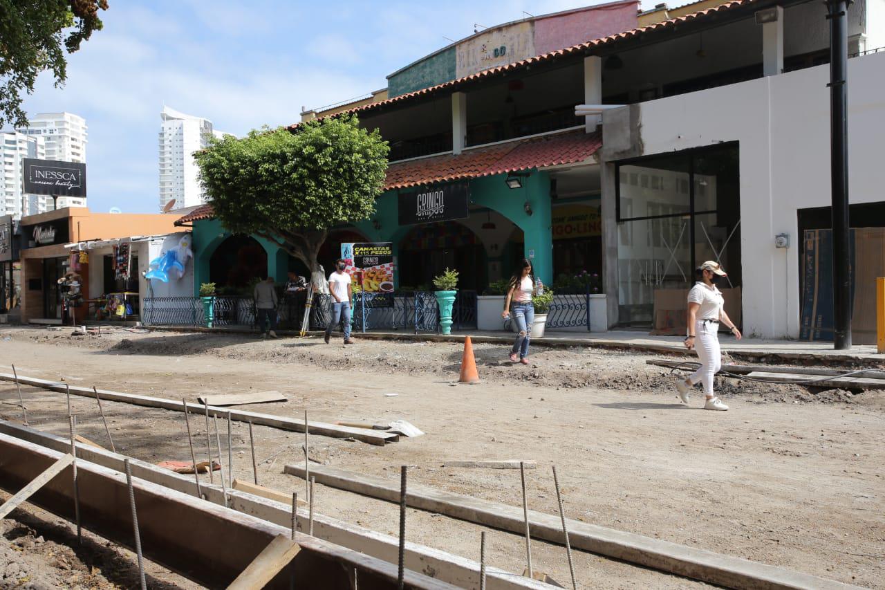 $!Bajan casi todas las ventas de comercios en Playa Gaviotas por remodelación