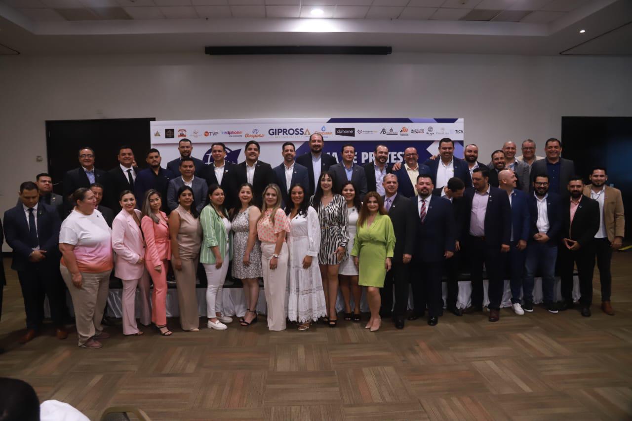 $!Se compromete nuevo Consejo de EVyM de Mazatlán a continuar el crecimiento profesional de sus socios