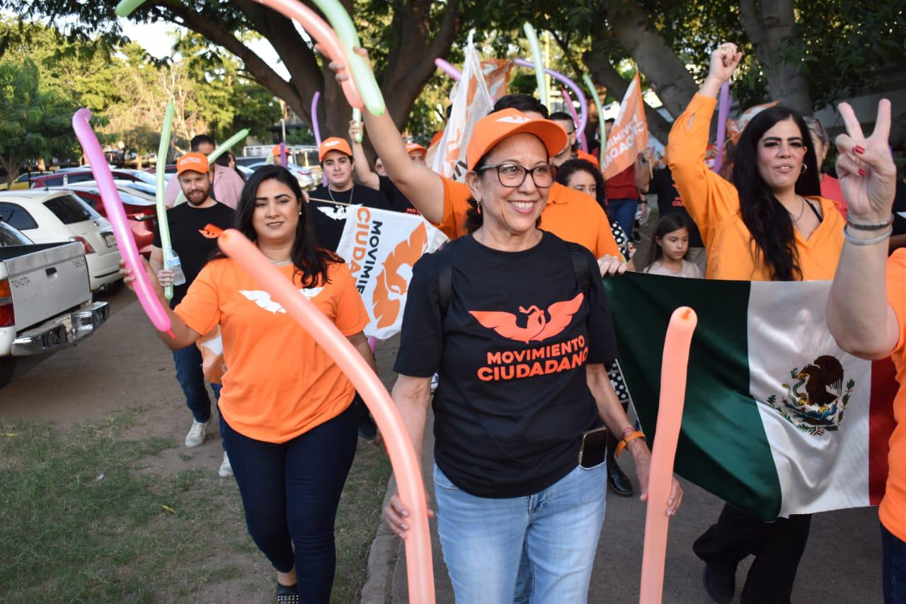 $!Lleva Movimiento Ciudadano marcha al parque acuático de Culiacán; buscan socializar proyecto