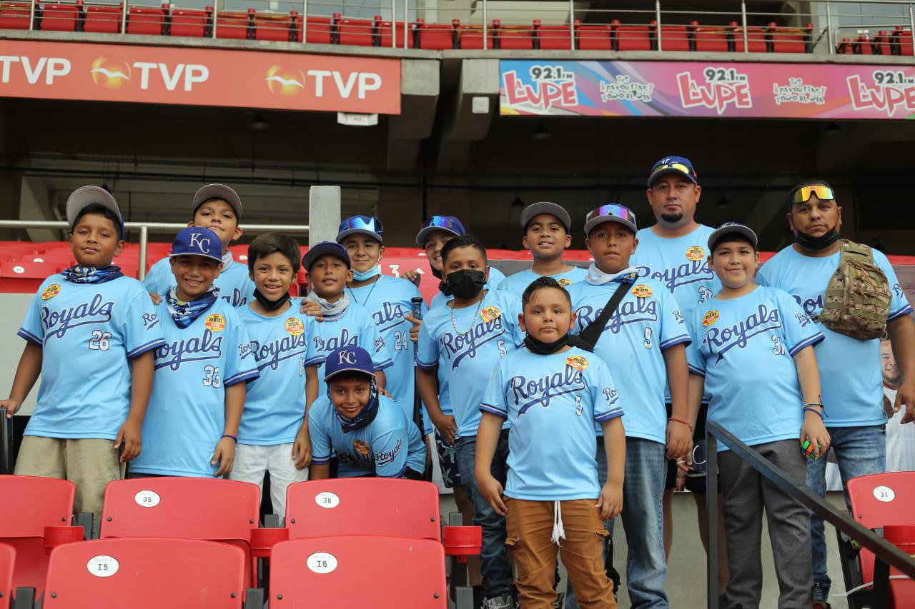 $!Dodgers de Mazatlán son profetas en su tierra y se coronan en el Mazatlán Baseball Tournament 2021