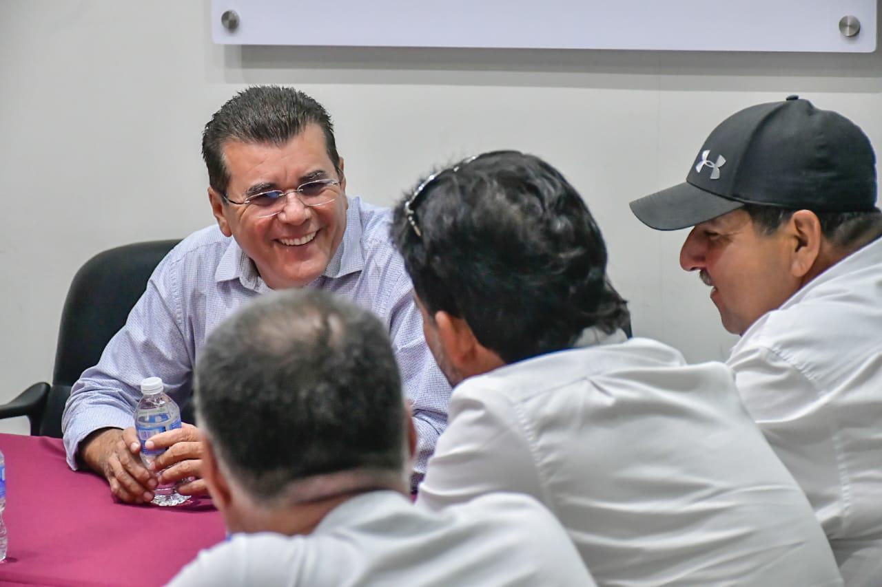 $!Delimitarán área en el IMSS nuevo para descenso y ascenso para el transporte