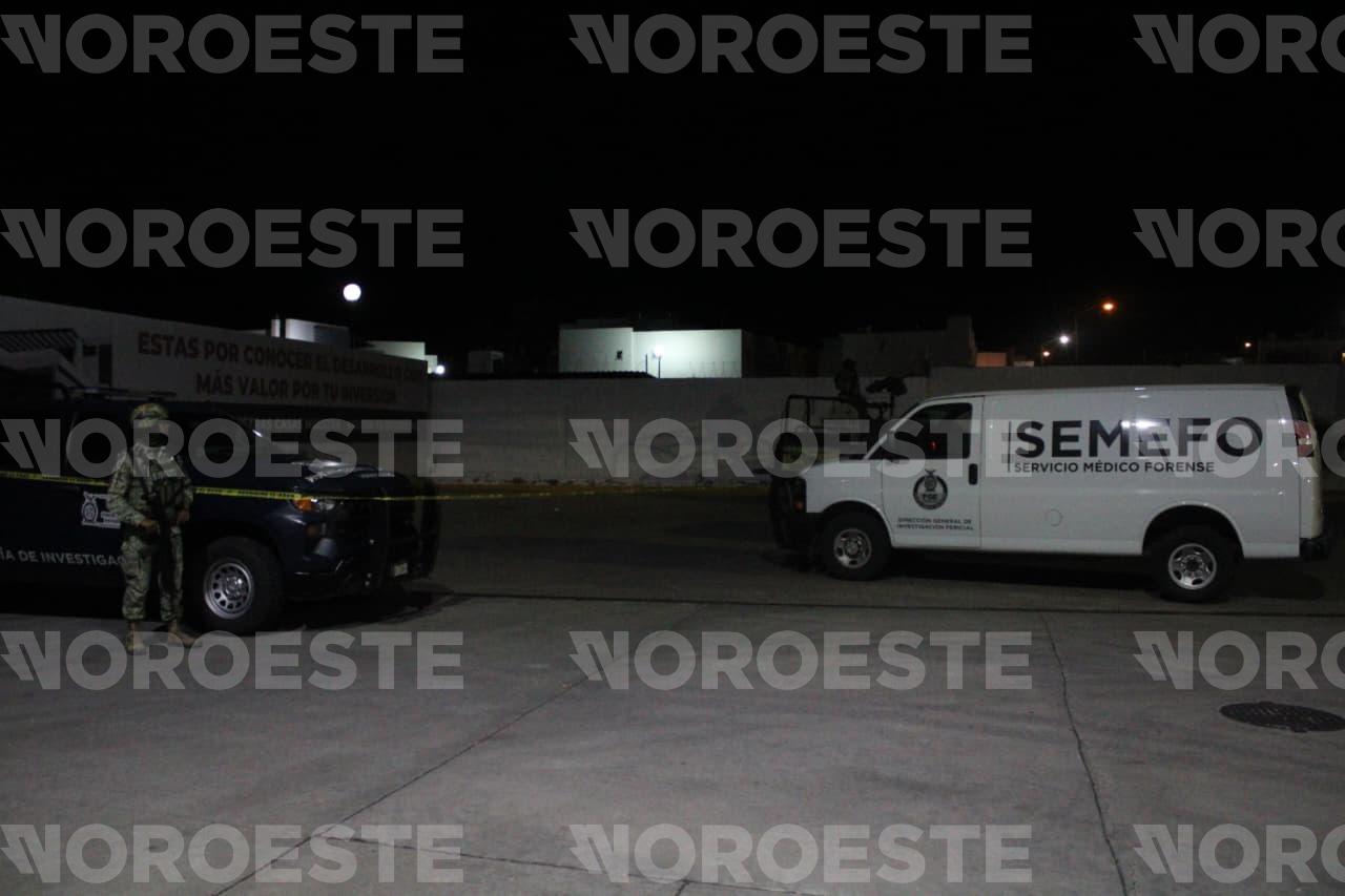 $!Hallan a un hombre asesinado a balazos a la orilla de un dren en Zona Dorada, en Culiacán