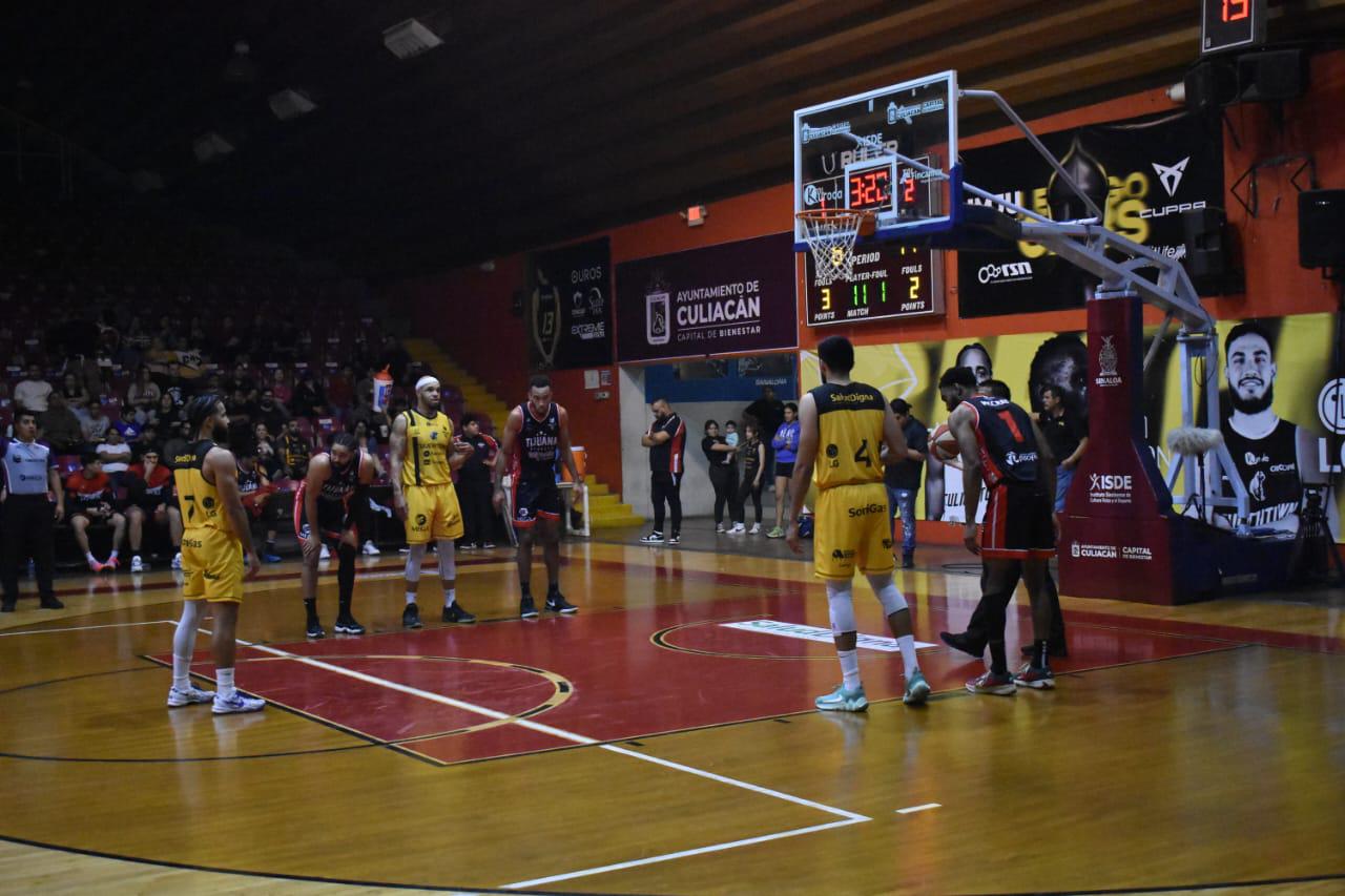 $!Caballeros de Culiacán sufre barrida en casa ante Zonkeys de Tijuana