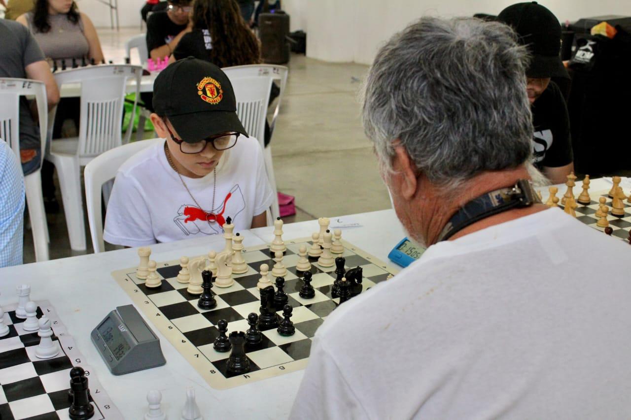 $!Ajedrecistas en Mazatlán compiten por su pase al Campeonato Nacional en intensa eliminatoria