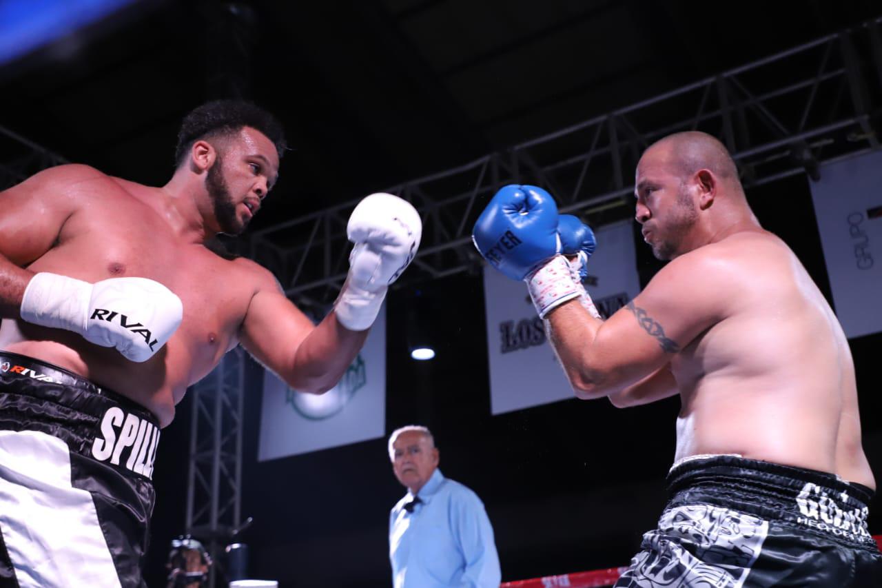 $!Debuta ‘Zurdo’ Ramírez como promotor con explosiva gala de boxeo en la Germán Evers