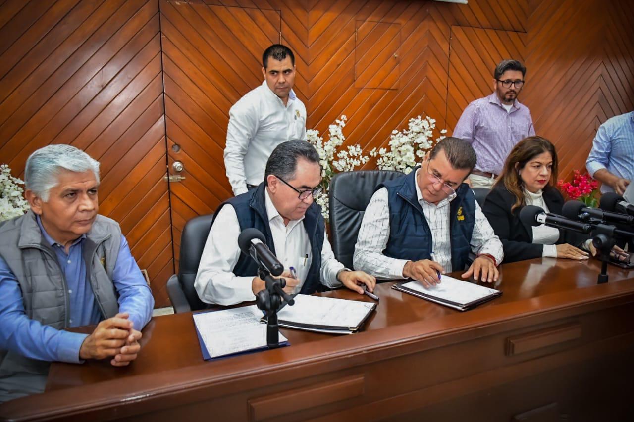 $!Firman Ayuntamiento de Mazatlán y UAS convenio de colaboración