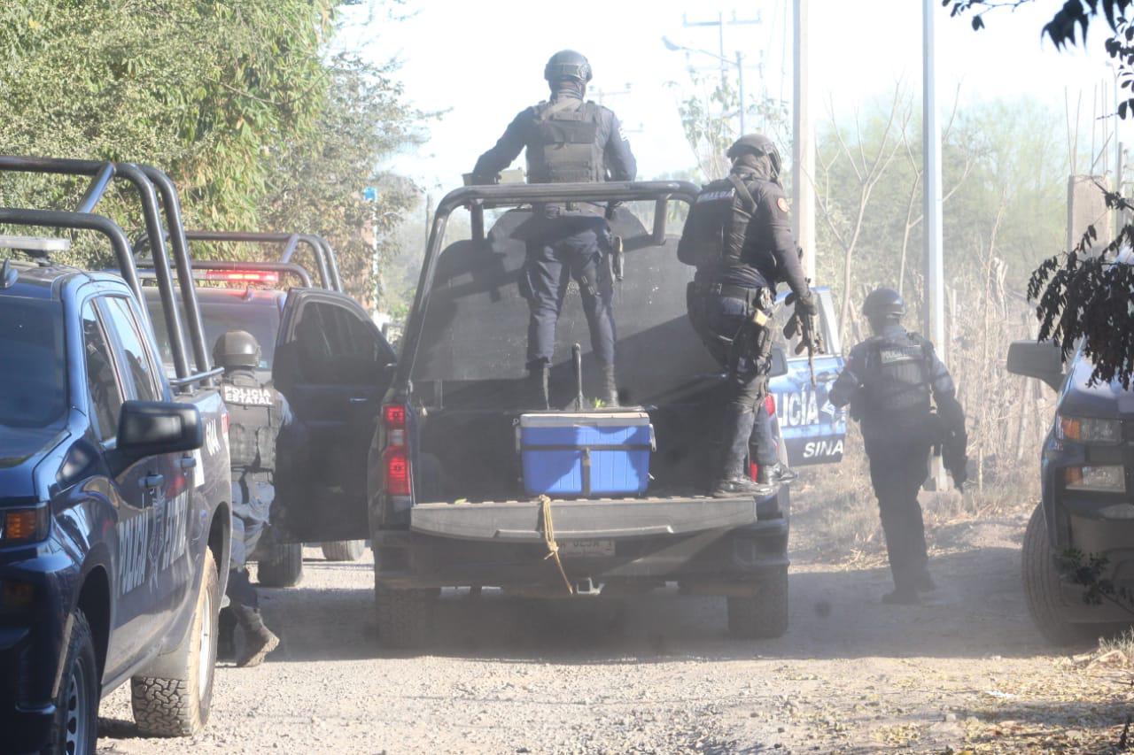 $!Detienen a ‘amanecidos’ en fuerte operativo en salón de fiestas de Culiacán