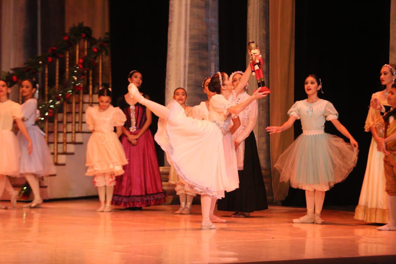 $!Llega la Navidad a Mazatlán con ‘El Cascanueces’, de Tchaikovsky