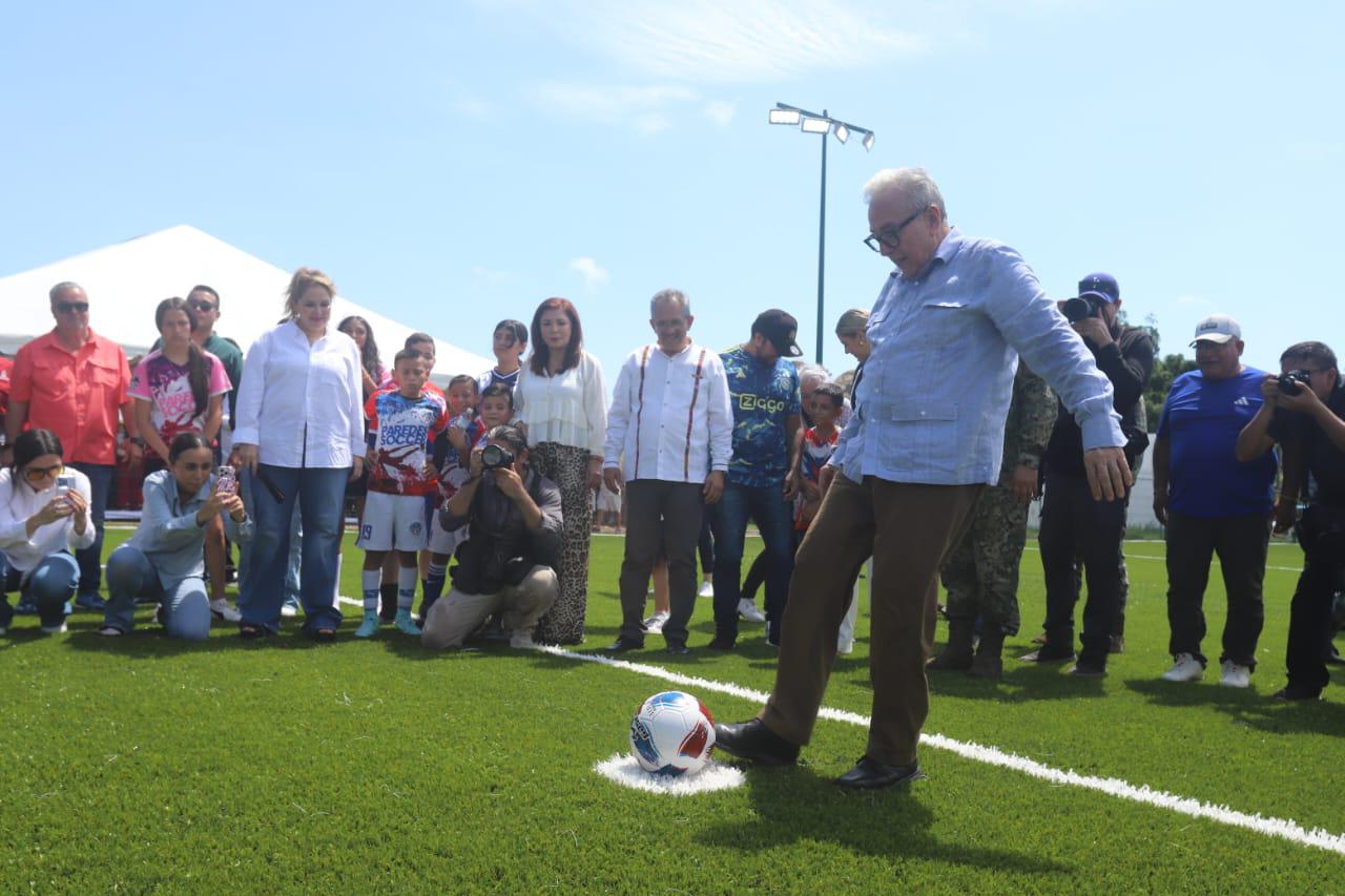 $!Inaugura Rocha Moya el Sendero de Paz en Santa Fe, en Mazatlán
