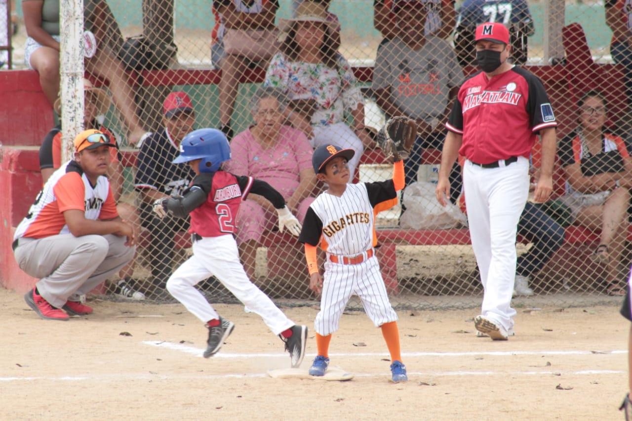 $!Cerveceros-Sonora inicia apaleando en el Mazatlán Baseball Tournament