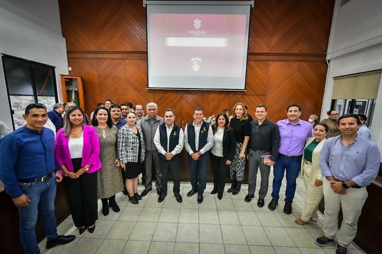 $!Firman Ayuntamiento de Mazatlán y UAS convenio de colaboración