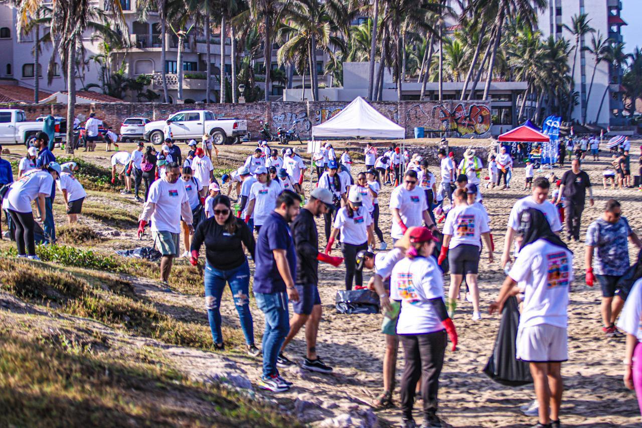 $!Más empresas se suman a la adopción de playas con el distintivo azul océano