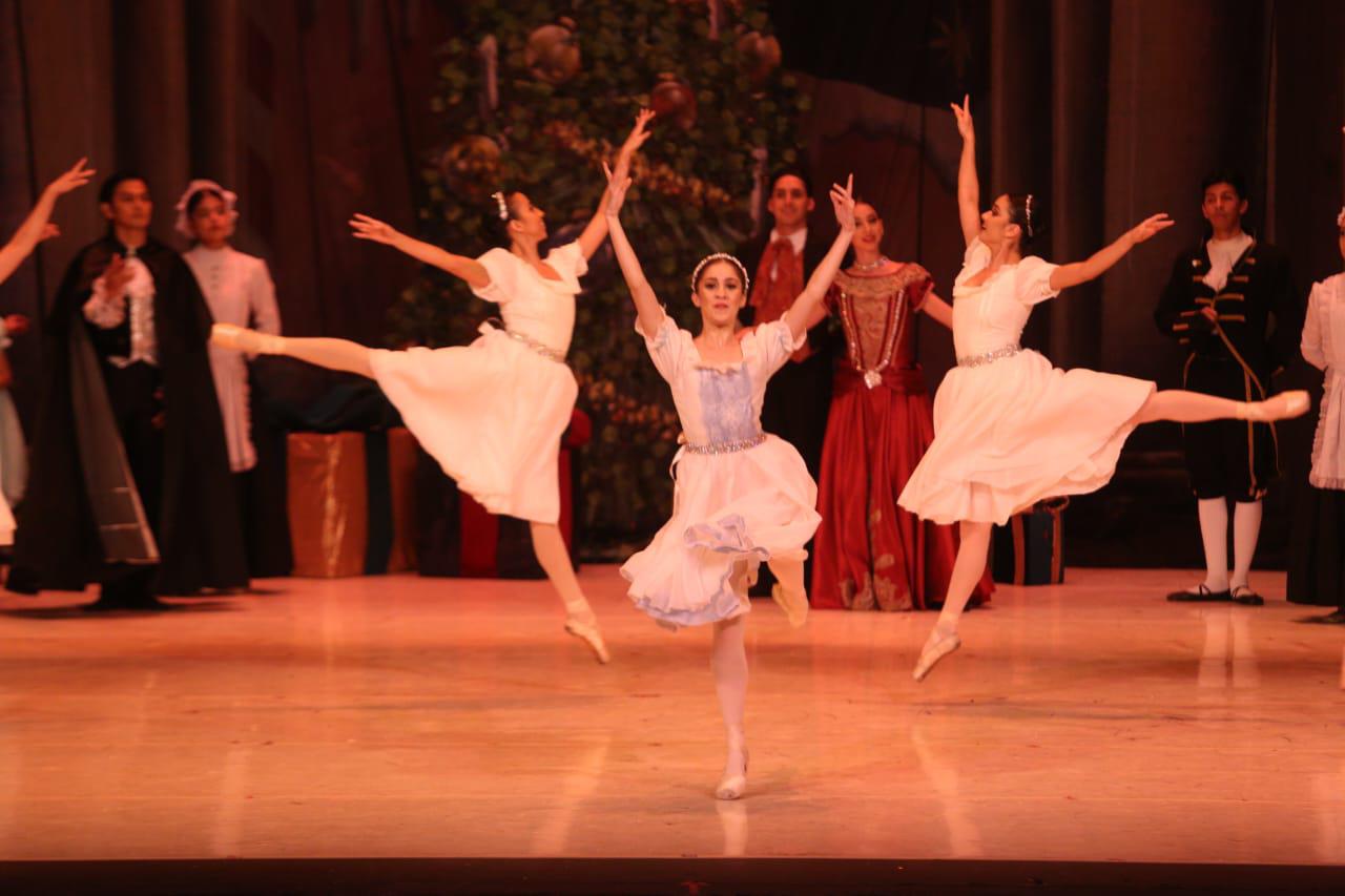 $!Llega la Navidad a Mazatlán con ‘El Cascanueces’, de Tchaikovsky