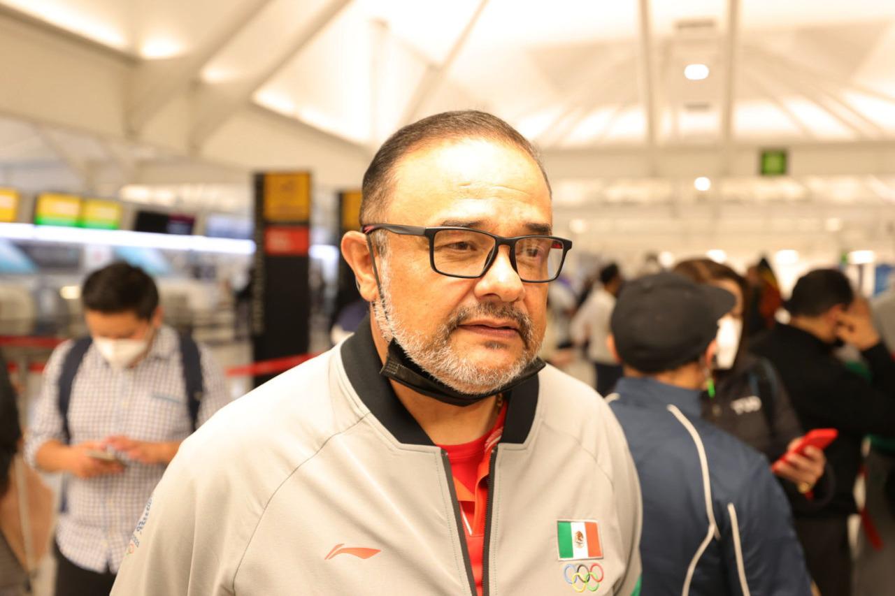 $!Viajan primeros deportistas mexicanos a Japón