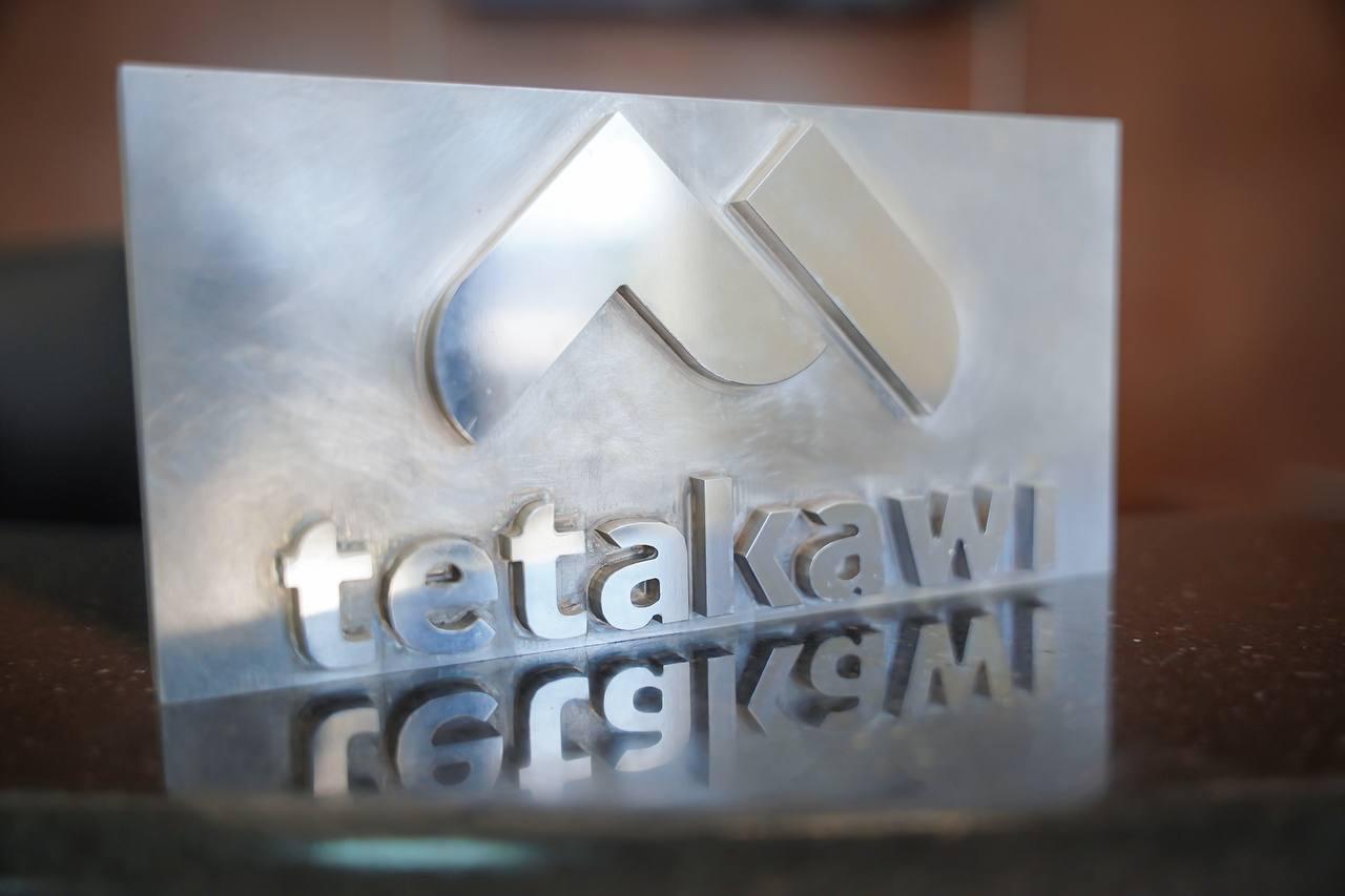 $!Recorre Secretario de Economía planta de Tetakawi, en Guaymas