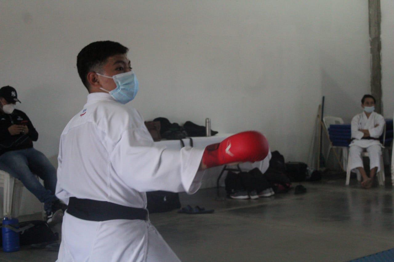 $!Karatecas mazatlecos se concentran de cara a competencias nacionales e internacionales
