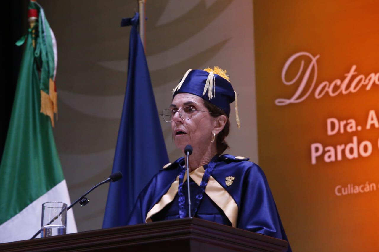$!UAS otorga Doctorados Honoris Causa a Annie Pardo Cemo y Rosaura Ruiz Gutiérrez