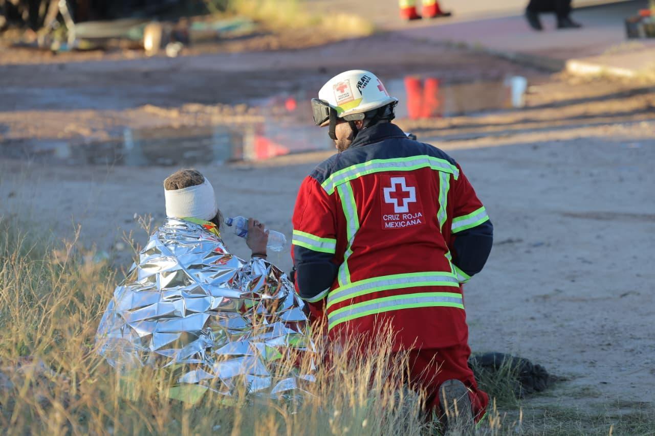 $!Volcadura de autobús deja al menos siete muertos en la Guaymas–Hermosillo