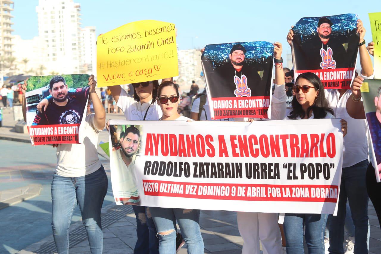 $!Protestan en Mazatlán por otro desaparecido; piden el regreso de Rodolfo Zataráin