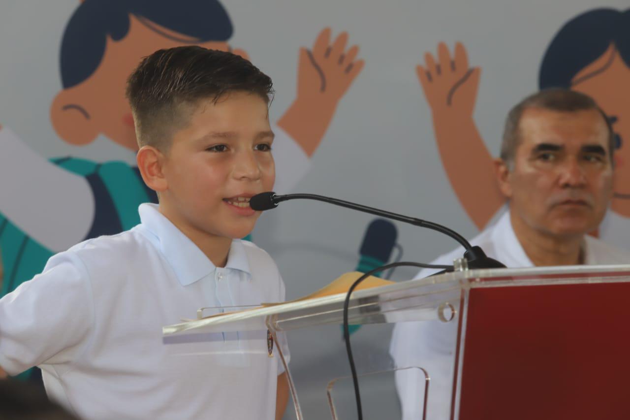 $!Con acto oficial en la primaria Ramón López Velarde inicia el ciclo escolar 2025-2026 en Mazatlán