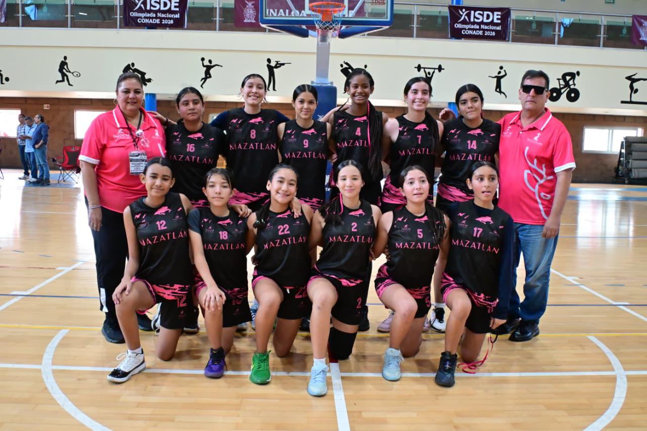 $!Doble victoria para Mazatlán en el arranque de la etapa estatal de basquetbol