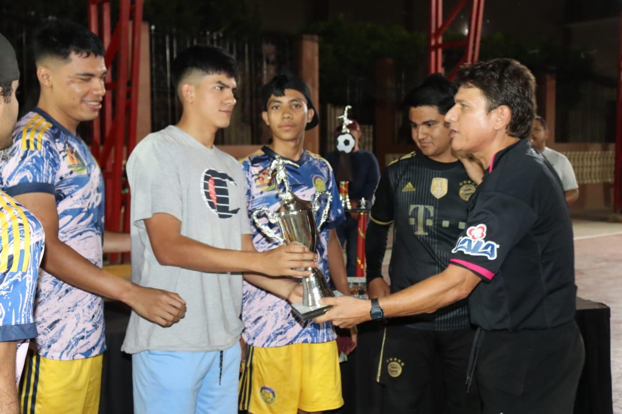 $!Se roba La Novena Liga de Futbol de Salón de la colonia Benito Juárez