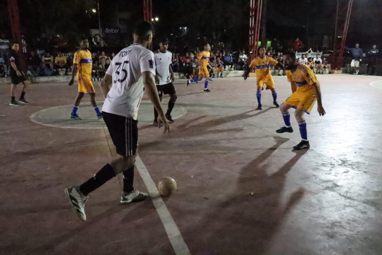 $!Se roba La Novena Liga de Futbol de Salón de la colonia Benito Juárez