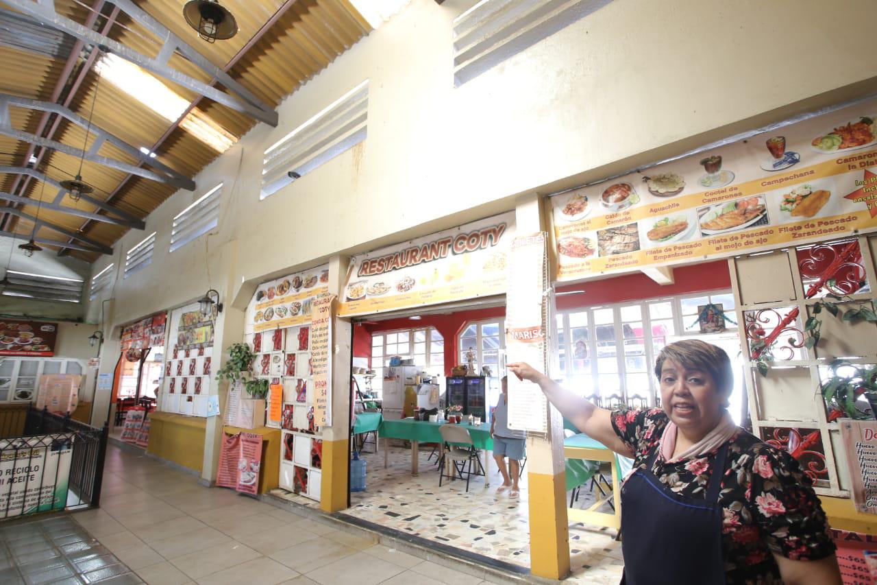 $!Por falta de agua cierran restaurantes del Mercado Pino Suárez, en Mazatlán
