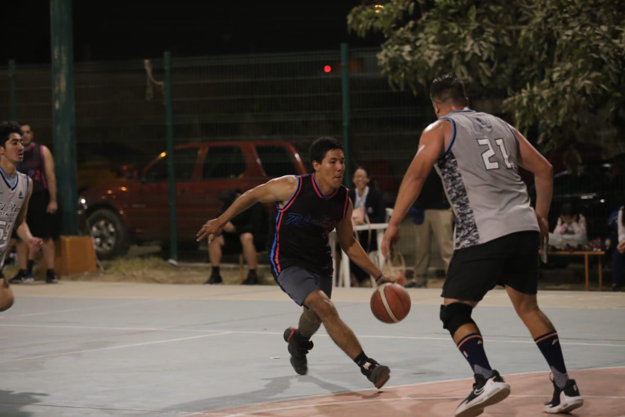 $!Restaurante El Velero sella su pase a la final de Liga de Baloncesto Burócrata