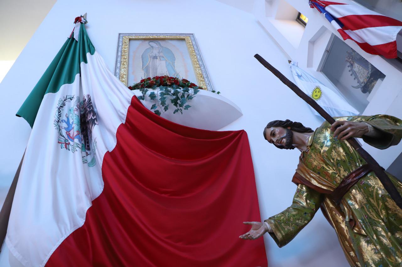 $!Emerge desde la Montuosa un Arcángel a 25 metros de altura