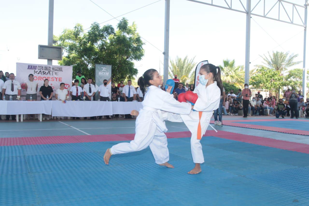 $!Gran fiesta se vive en inauguración de la Copa Anual Regional de Karate Noroeste 2022
