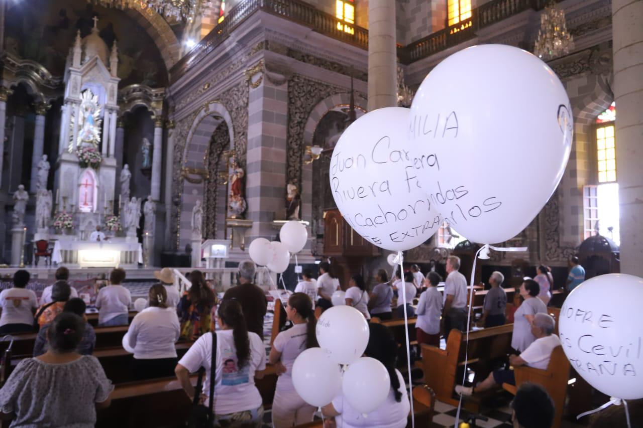 $!Claman en Catedral de Mazatlán por la falta de amor que conlleva a las desapariciones