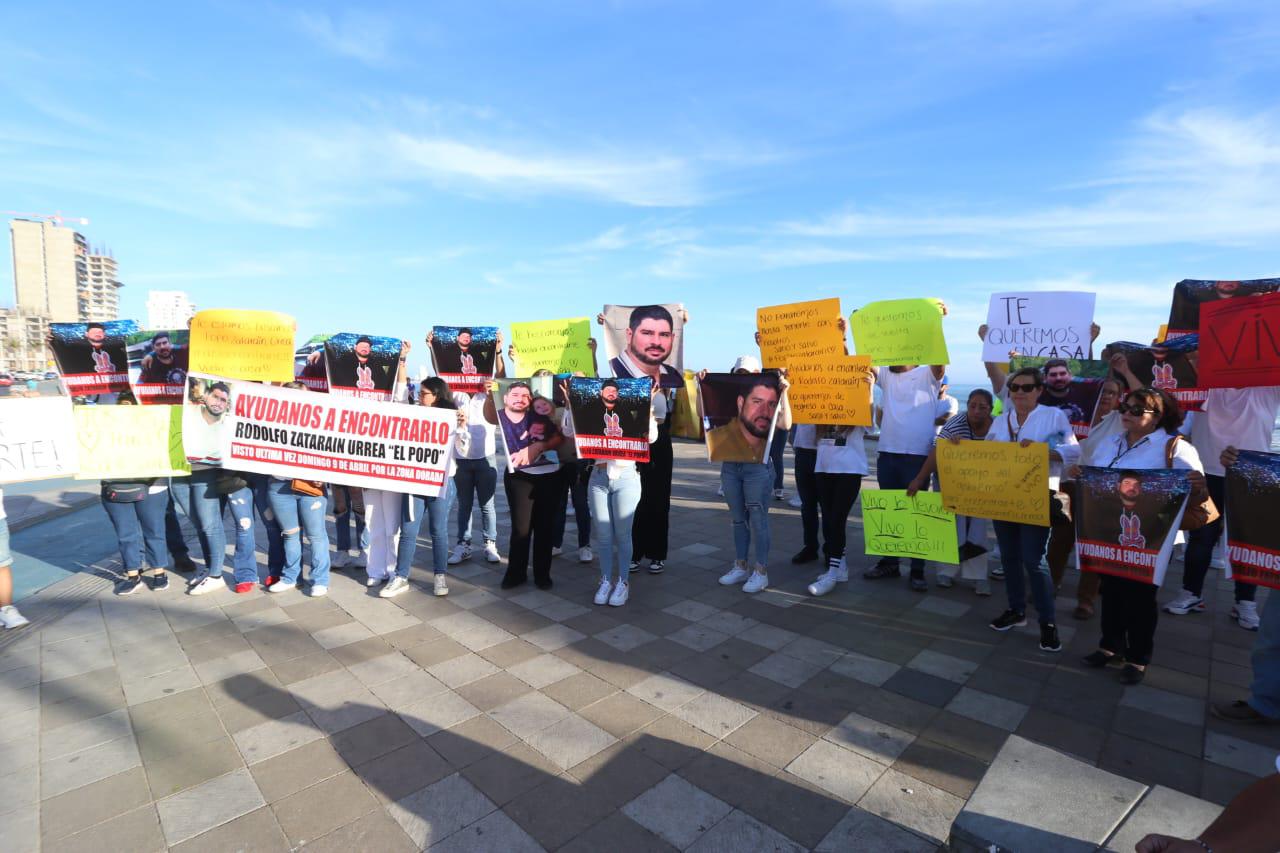 $!Protestan en Mazatlán por otro desaparecido; piden el regreso de Rodolfo Zataráin
