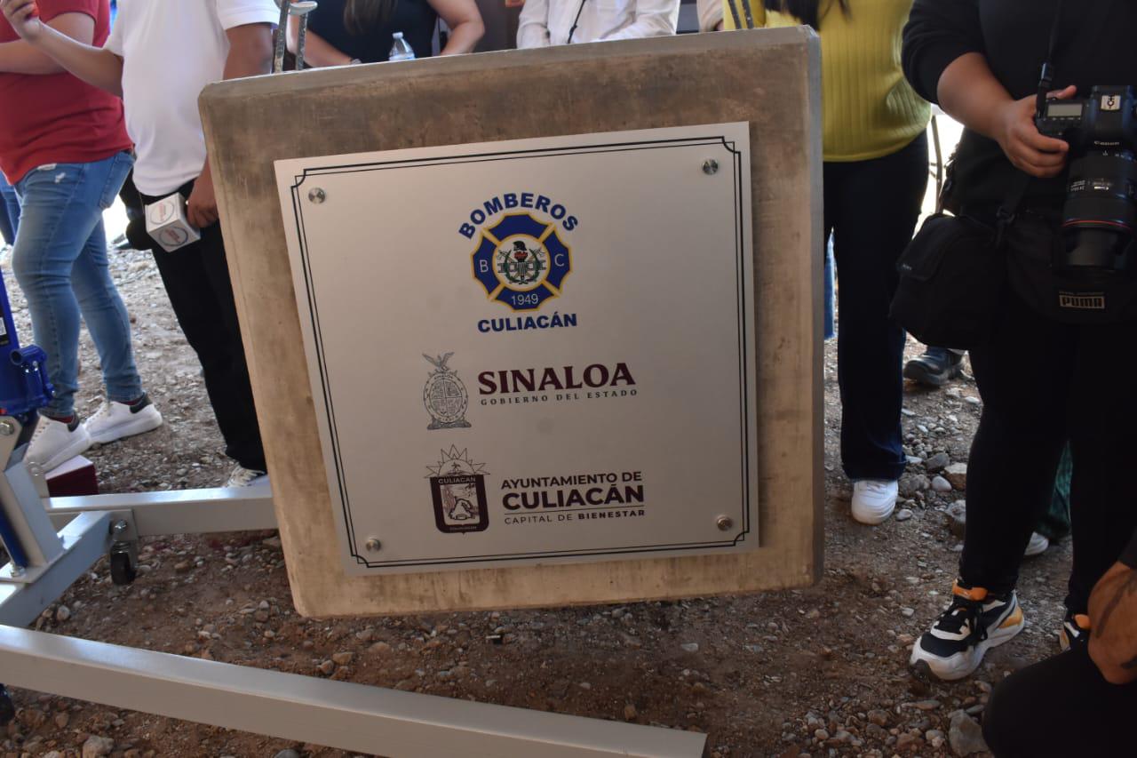 $!Colocan primera piedra para estación de Bomberos en el sector La Conquista