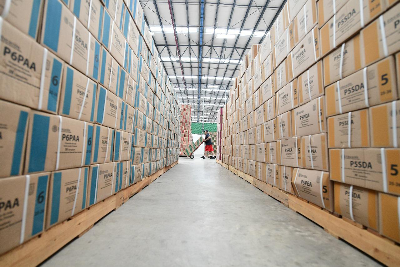 $!Llegan a Sinaloa todos los libros para educación preescolar, primaria y secundaria