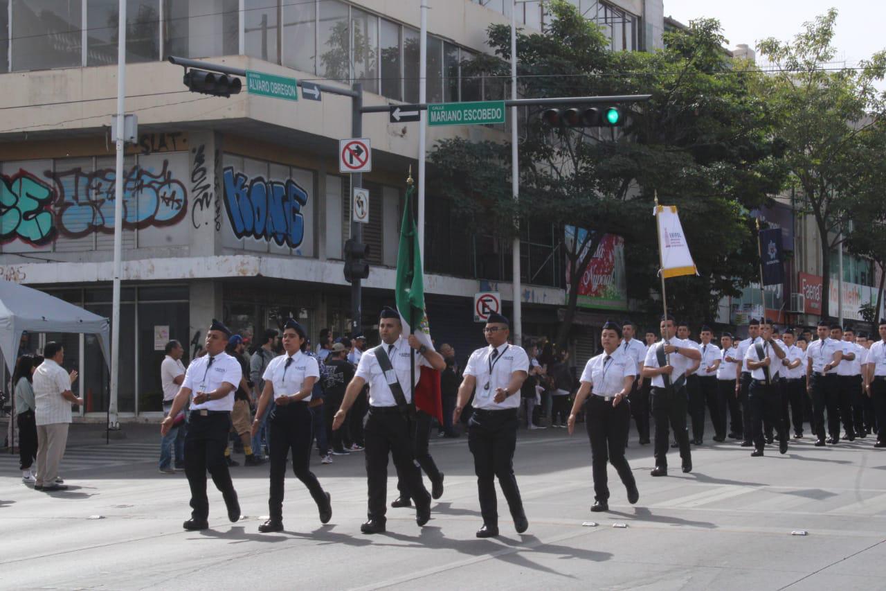 $!Celebran en Culiacán 29 años del Desfile de Banderas Históricas en Culiacán