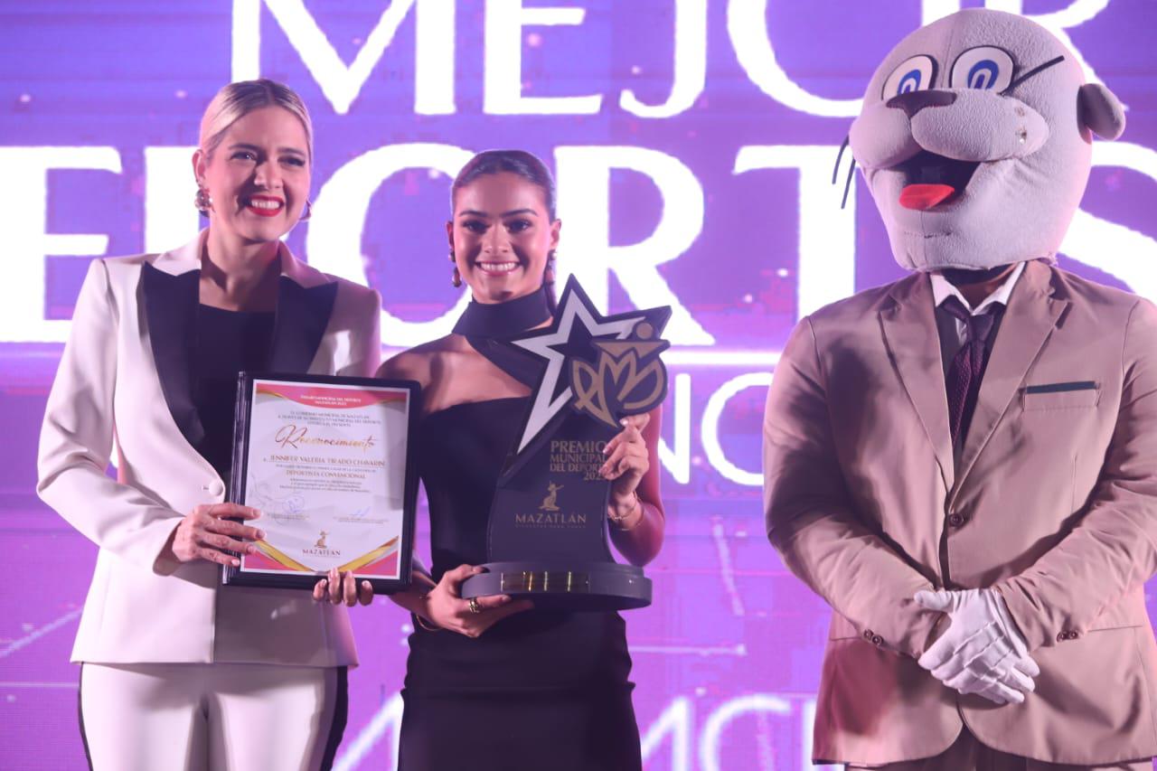 $!Jennifer Tirado y Sigi Cruz, ganadores del Premio Municipal del Deporte 2025 en Mazatlán