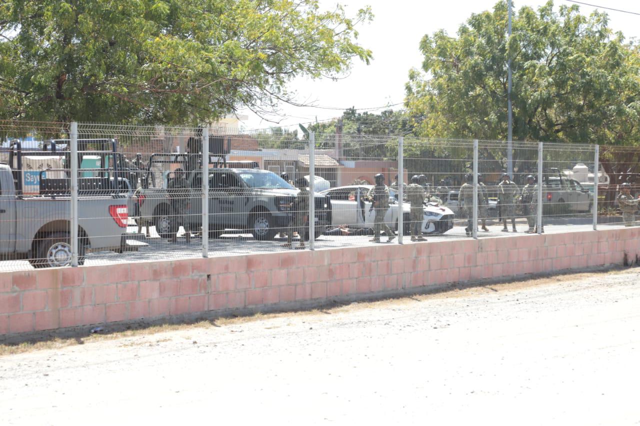 $!Tras persecución, Marina detiene a tres civiles armados en Mazatlán