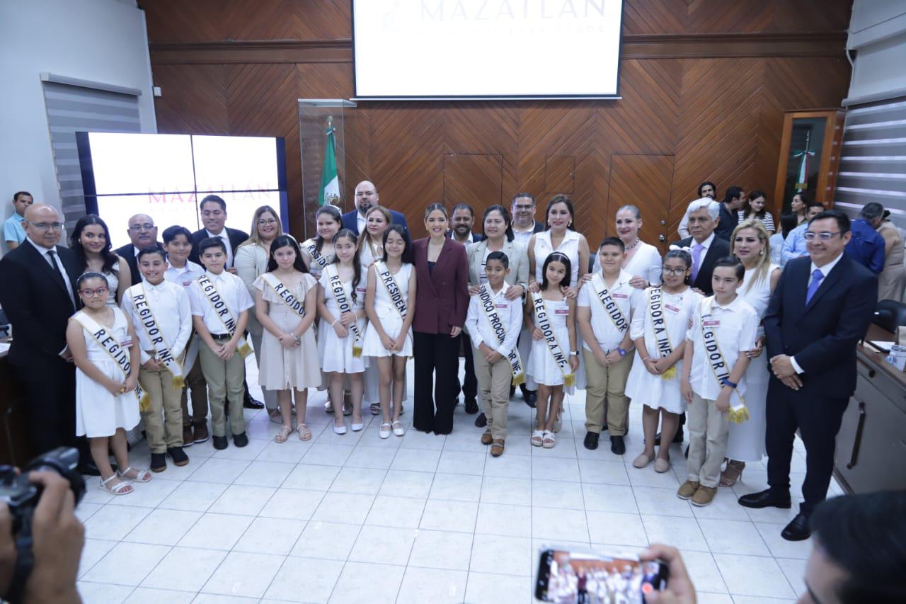 $!Rinden protesta integrantes del Cabildo Infantil 2025, en Mazatlán