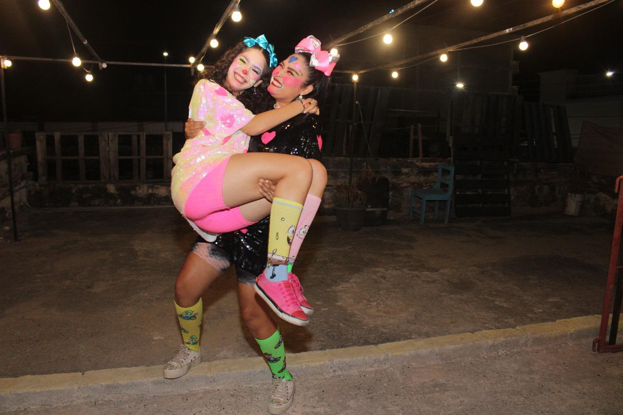 $!Aiko y Airam emprenden sonrisas con ‘Vitolita’ y ‘Manganita’